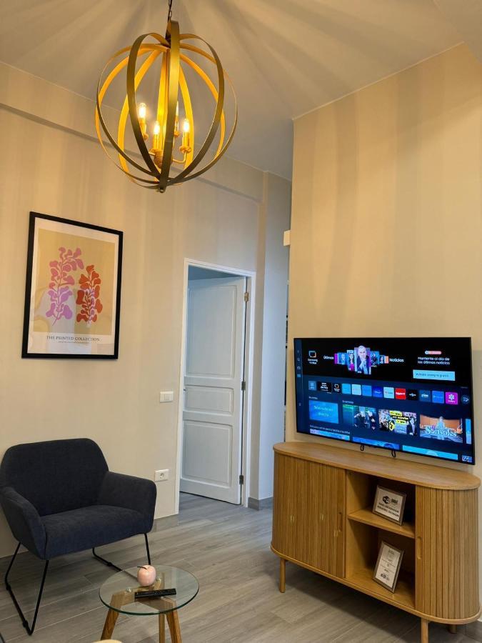 Apartment Dream Maday *